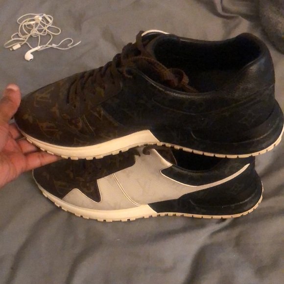 Had it for a year now value goes up every week so you can either resell or wear - Picture 2 of 5